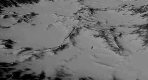 过雪山